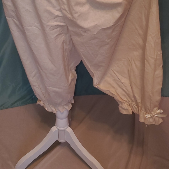 Victorian Petticoat Bloomers - Picture 3 of 7